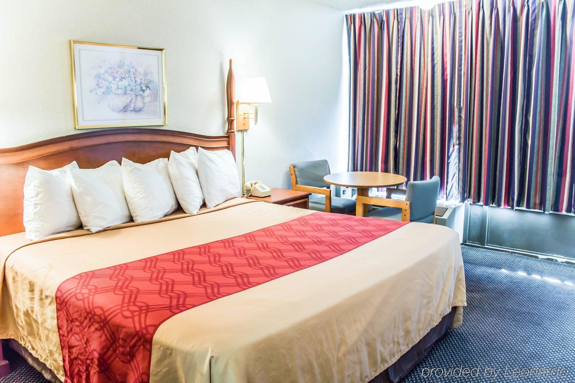 Dayspring Extended Stay Greensboro Luaran gambar