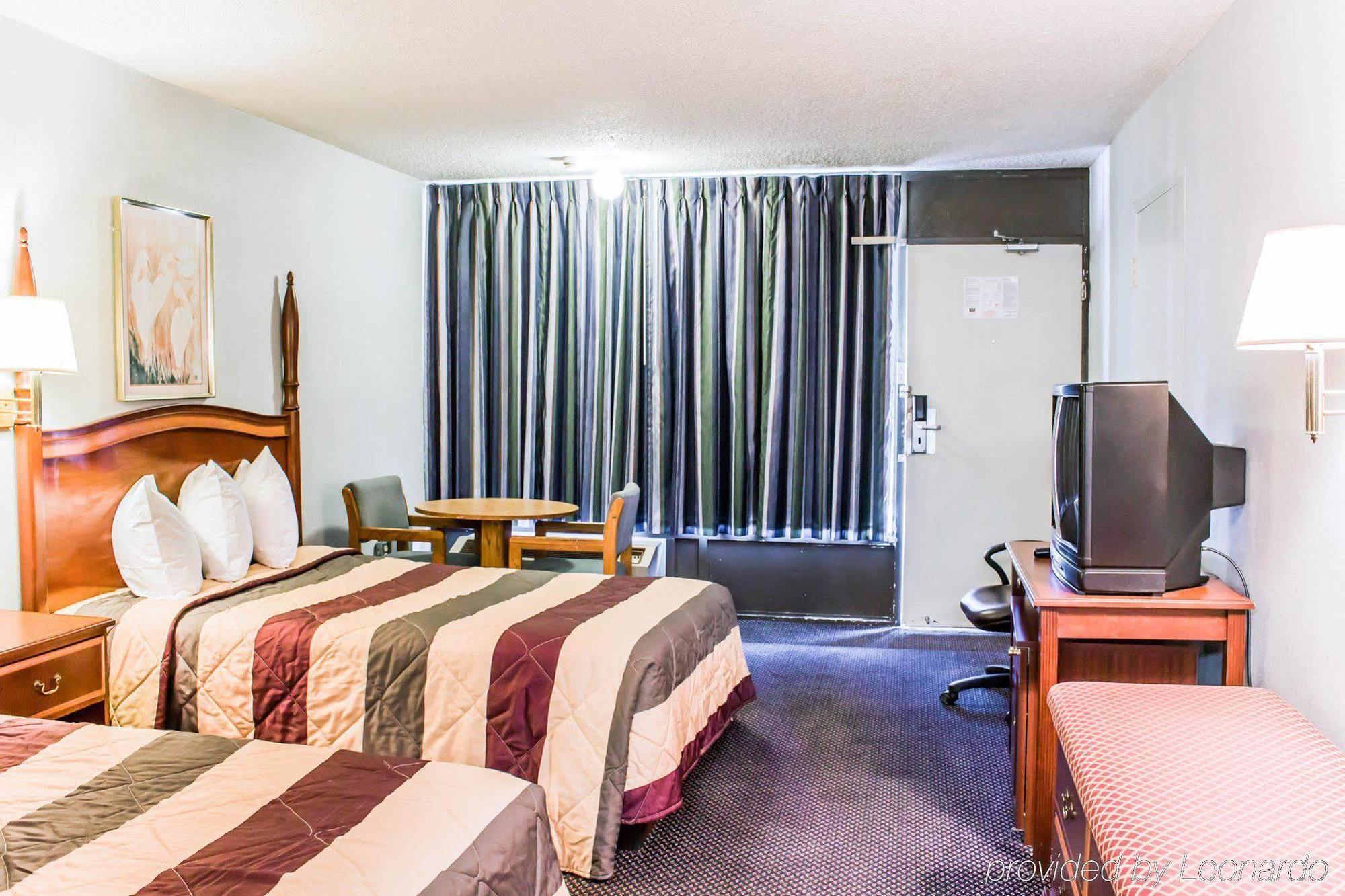 Dayspring Extended Stay Greensboro Luaran gambar