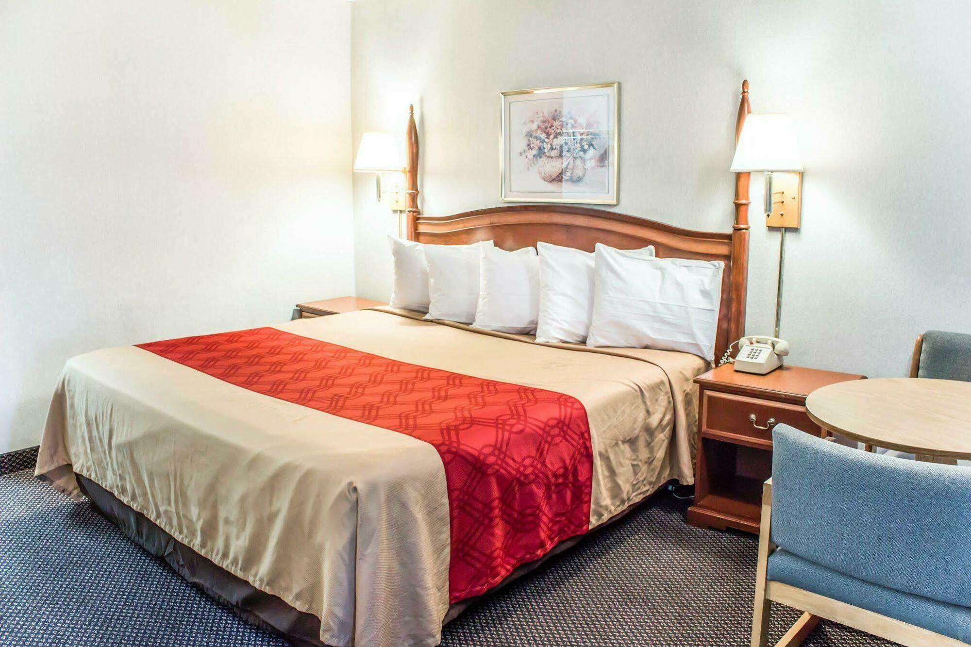 Dayspring Extended Stay Greensboro Luaran gambar